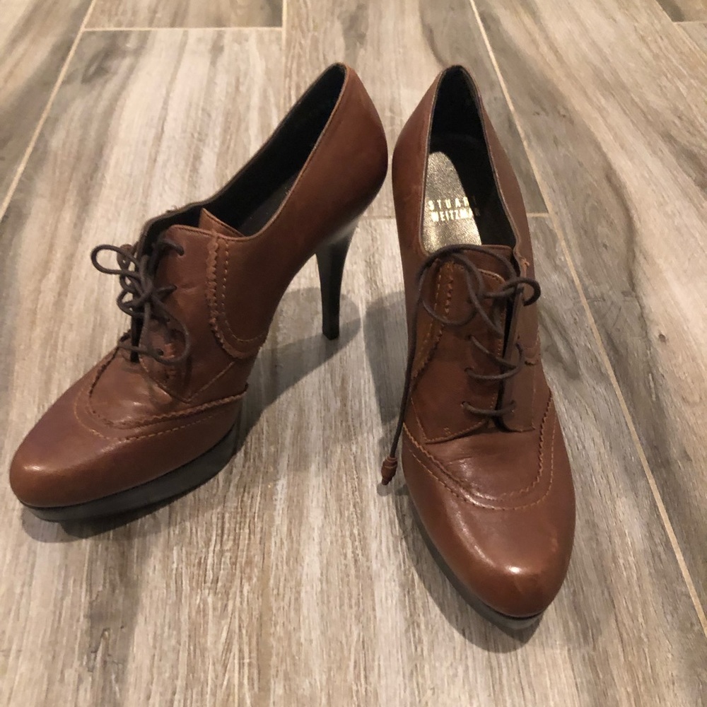 Stuart Weitzman brown platform stiletto oxfords.